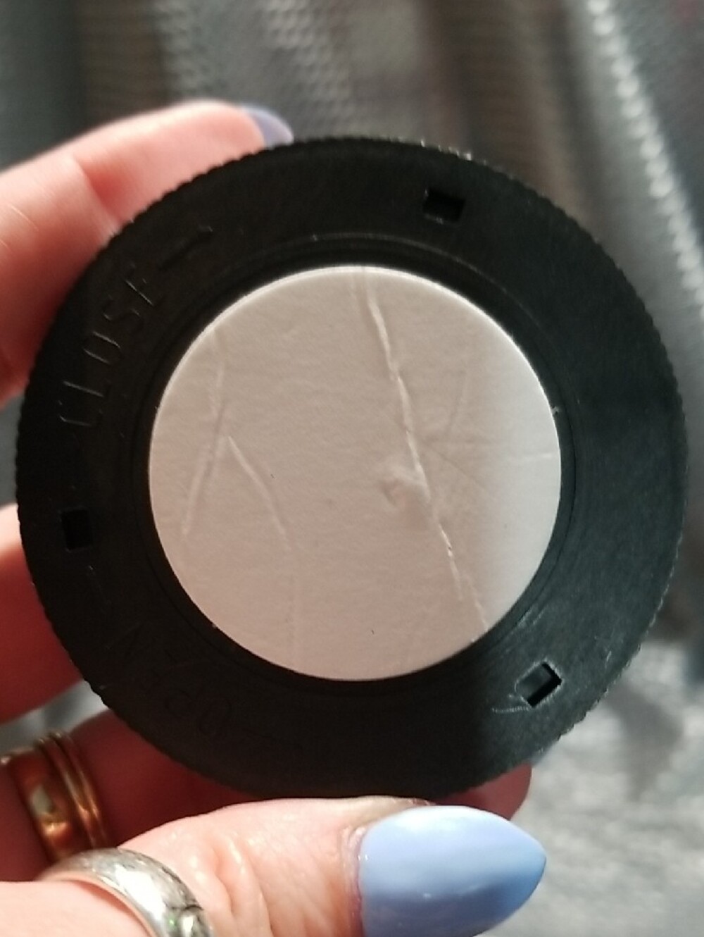 Set of Portable Round LED Puck Lights - You Get 5 - Picture 2 of 2